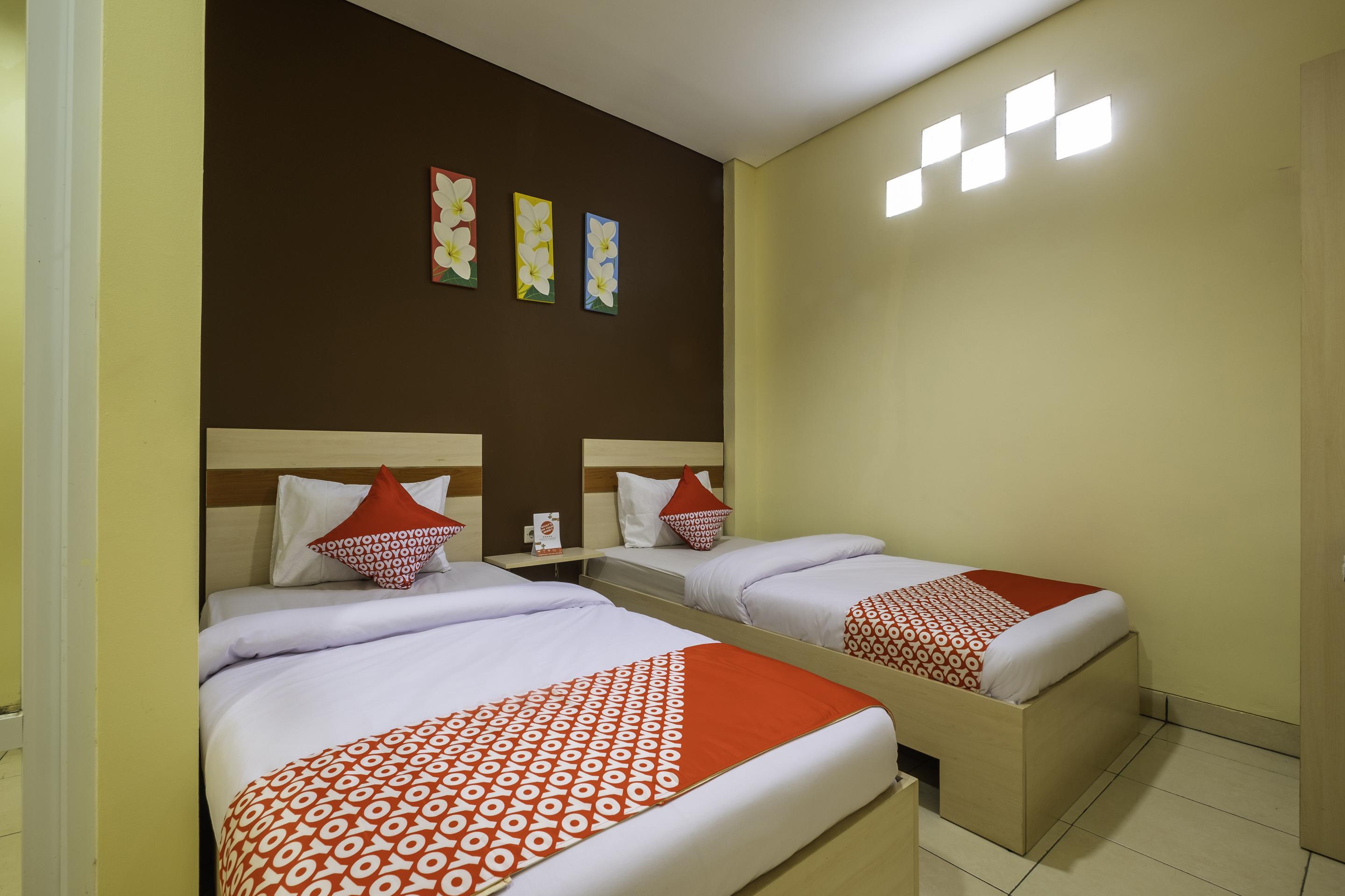 Oyo 2947 Cluster Harris Home Stay & Kos Cimindi Экстерьер фото