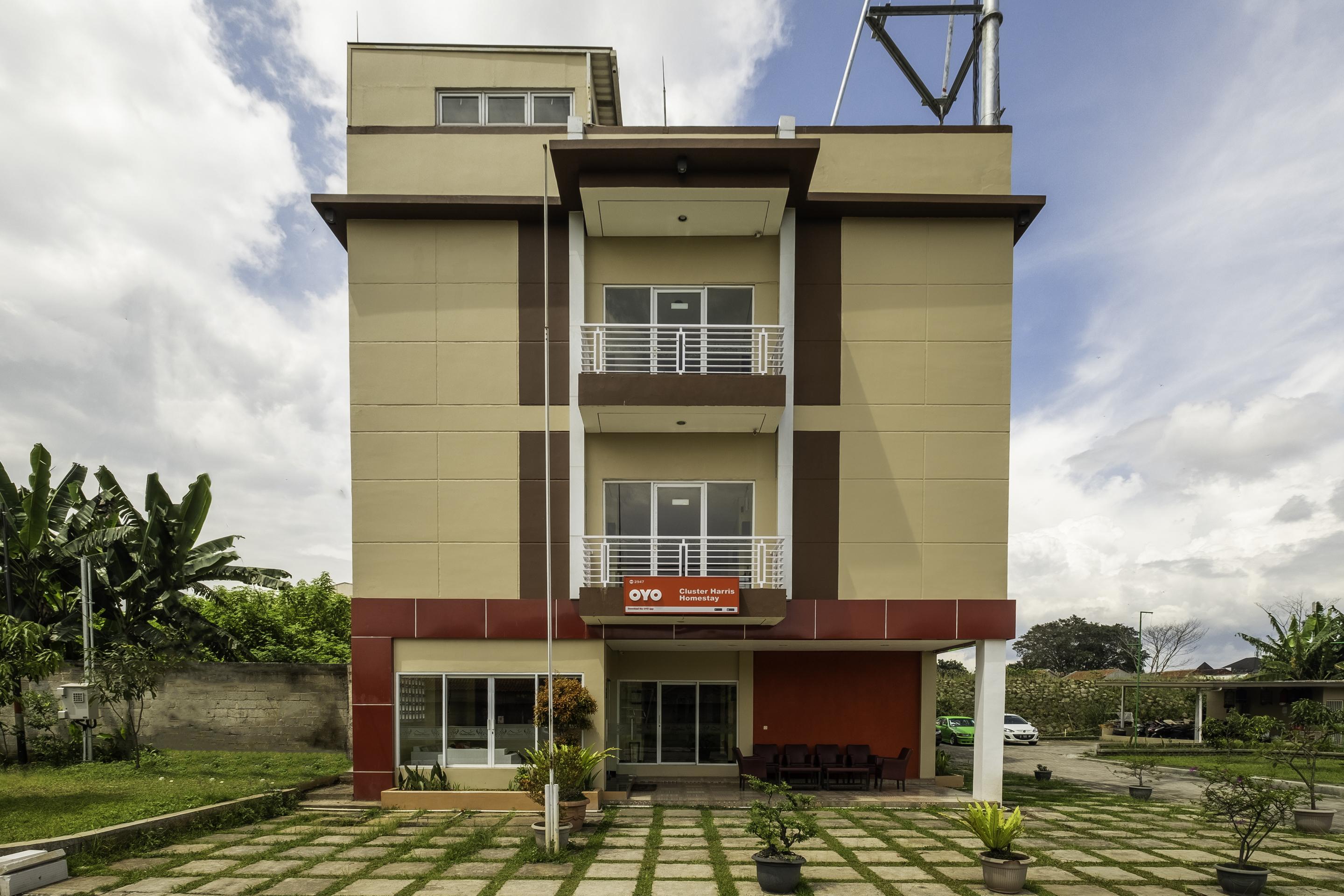 Oyo 2947 Cluster Harris Home Stay & Kos Cimindi Экстерьер фото