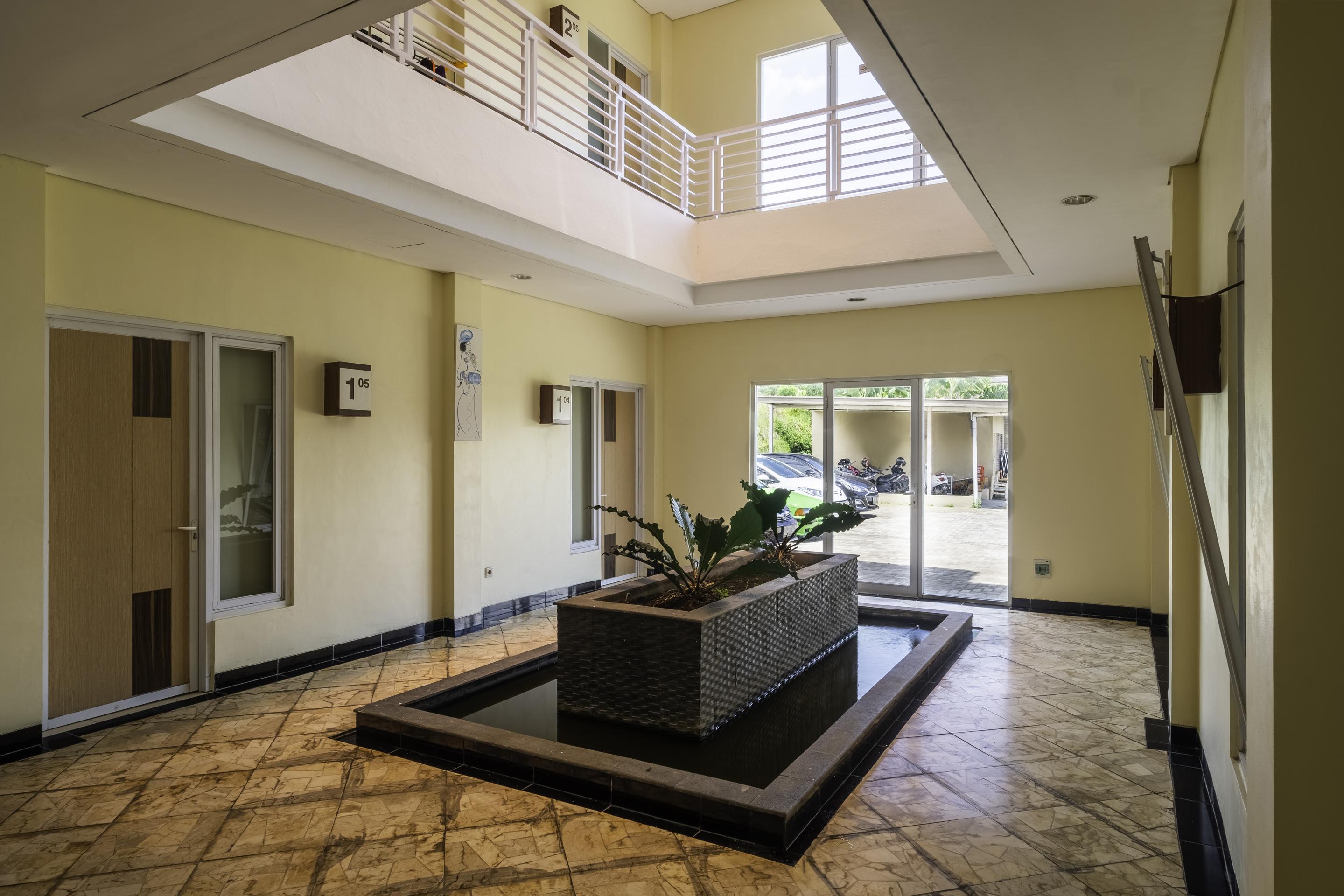 Oyo 2947 Cluster Harris Home Stay & Kos Cimindi Экстерьер фото